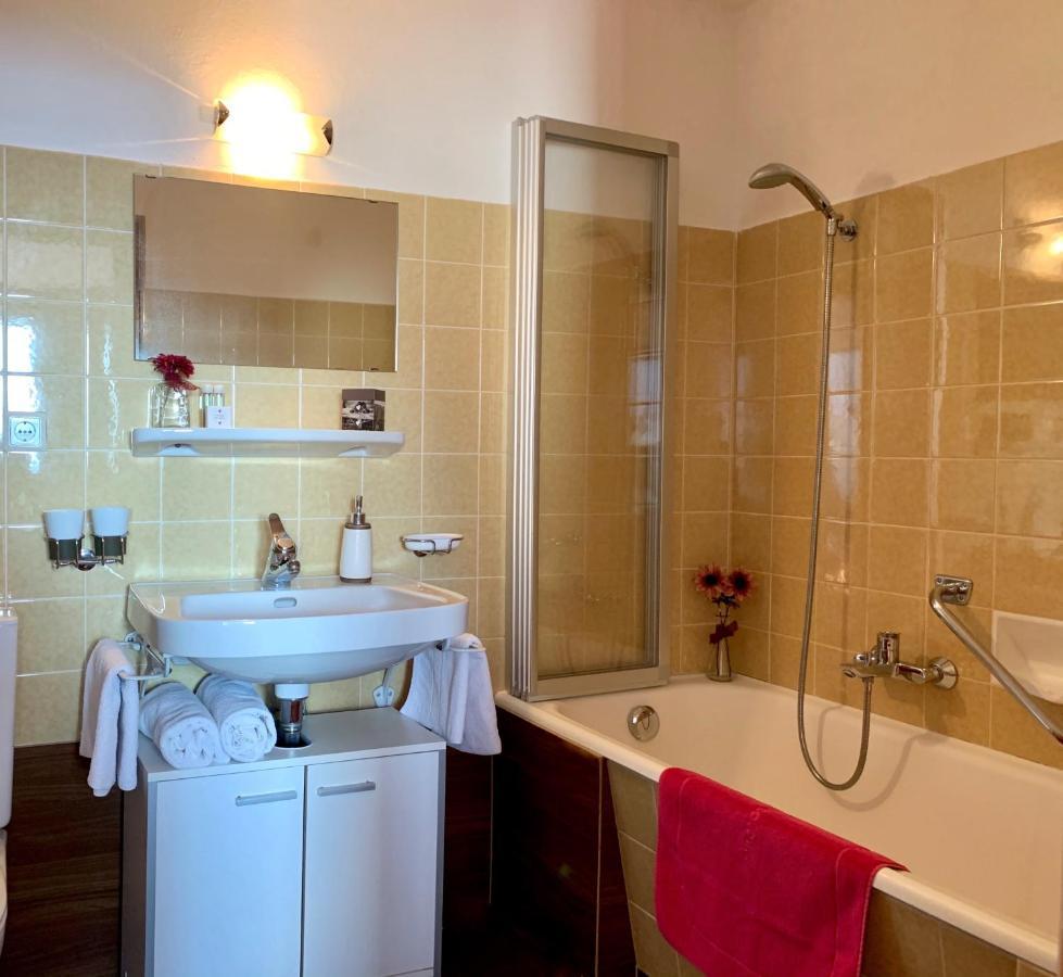 Haus Lukas Bed & Breakfast Seefeld in Tirol Bagian luar foto